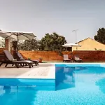 Villa Astron *