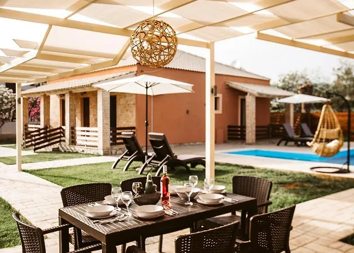 Villa Astron